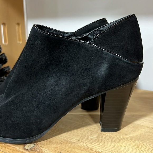 Giani Bernini black suede ankle boots - Picture 6 of 11